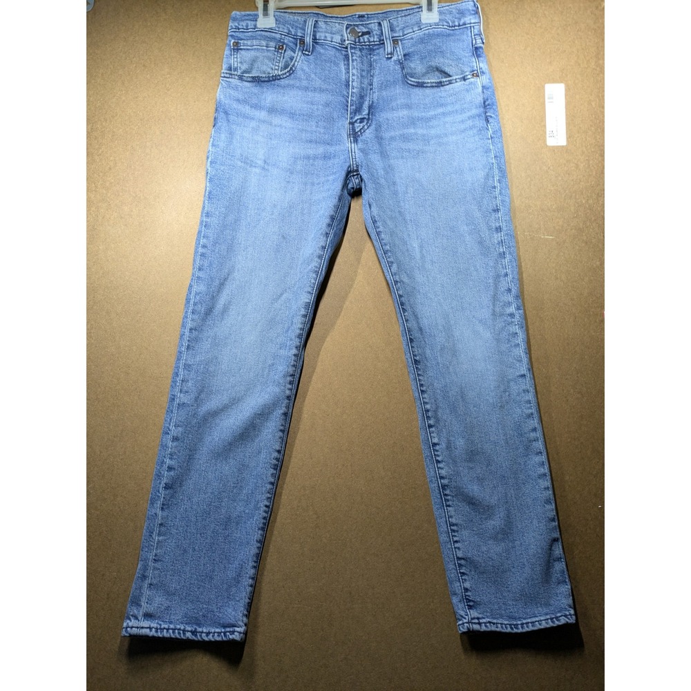 Levis Premium 502 Taper Fit Light Wash Denim Jeans W32 L30